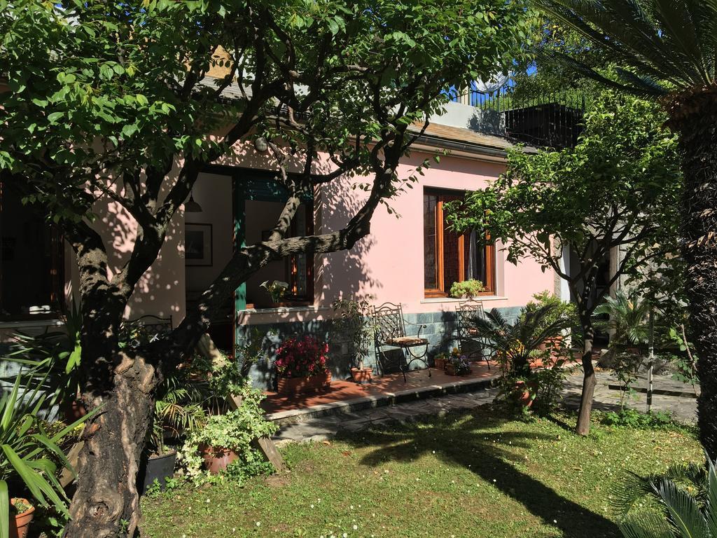 Casa Tra Il Verde E Il Blu 热那亚 外观 照片