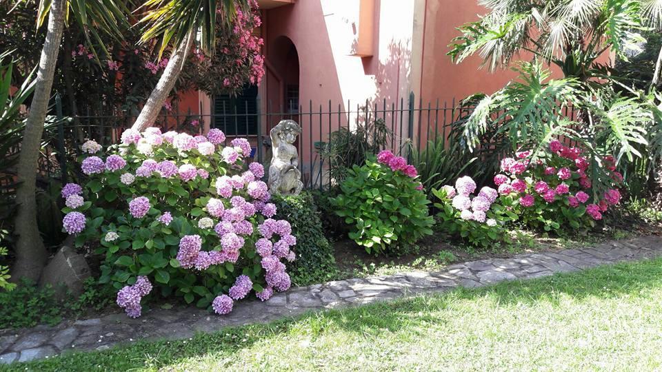 Casa Tra Il Verde E Il Blu 热那亚 外观 照片